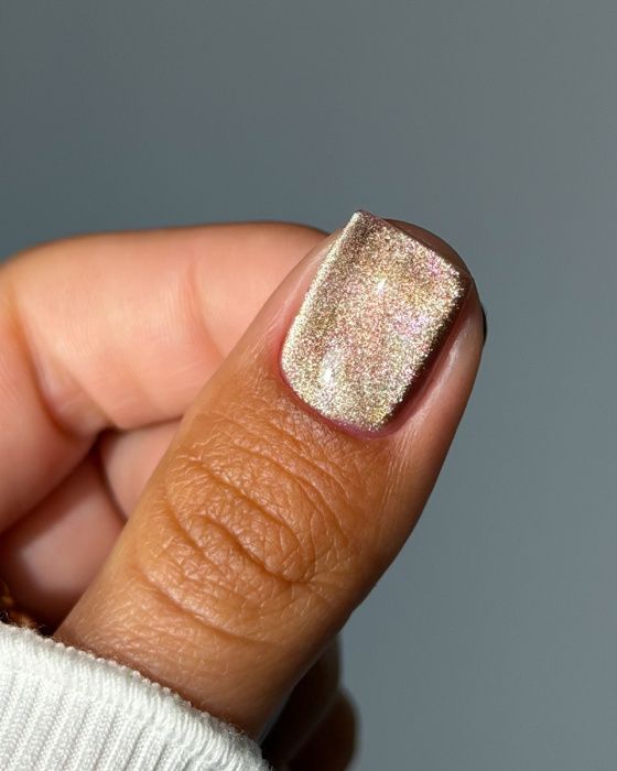 Гель-лак Dark котяче око Cat Eye 32, 6мл