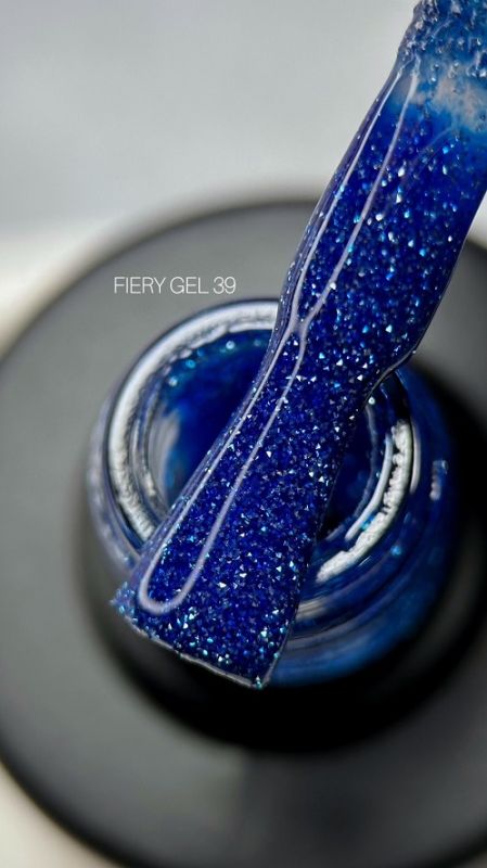 Гель-лак светоотражающий SAGA Fiery Gel 39 9мл